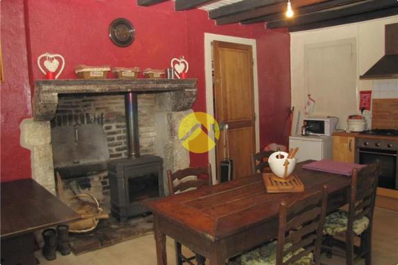 BELLE MAISON DE CAMPAGNE