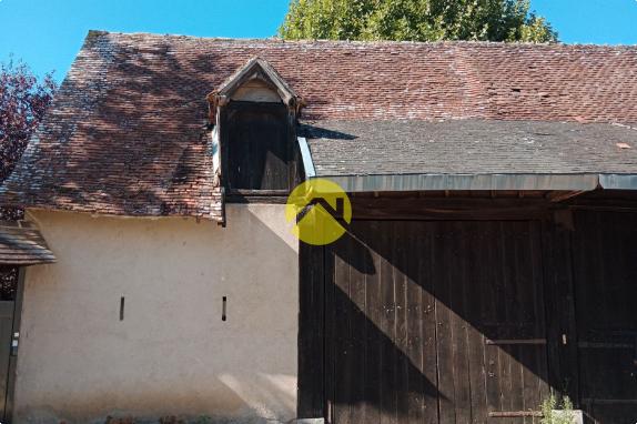 MAISON DE VILLE