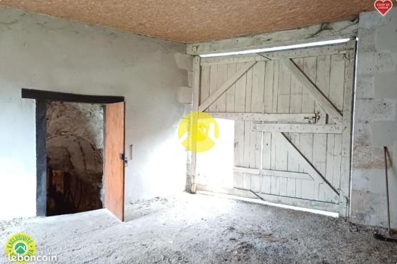 IMMEUBLE avec 2 Appartements  Loués