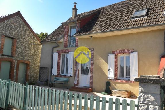 Maison / Pavillon Lere, 4 pièces à vendre