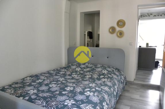 ENTIEREMENT RÉNOVÉ/LOUABLE DE SUITE