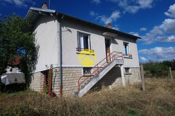 Maison / Pavillon Saint amand montrond, 3 pièces à louer