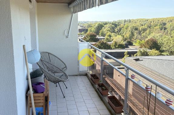 APPARTEMENT AVEC BALCON