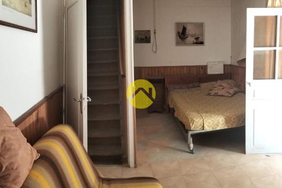 JOLI PIED A TERRE