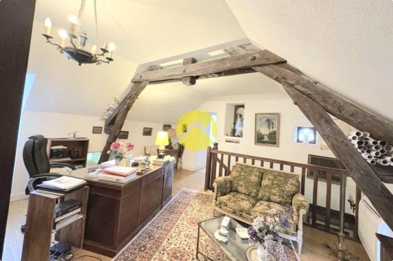 Élégant Manoir en Pierre  à Belves