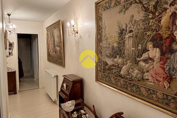 Élégant Manoir en Pierre  à Belves