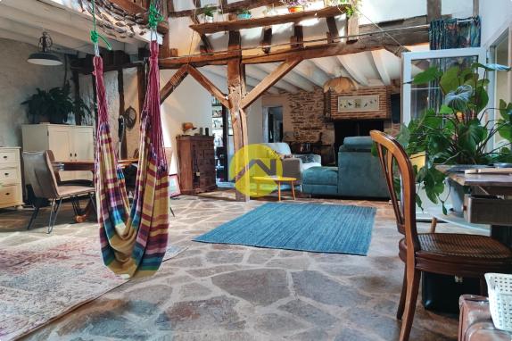 Dans un hameau, 128m² habitable...