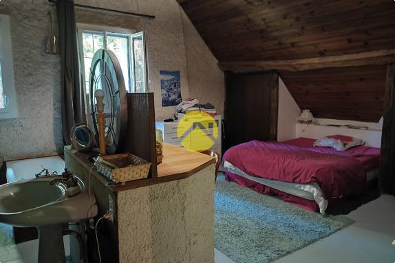 Dans un hameau, 128m² habitable...