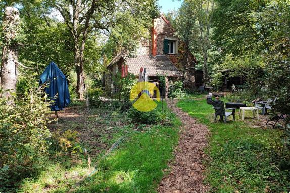 Dans un hameau, 128m² habitable...