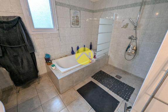 Plain-pied 4 ch. Terrain1500m²