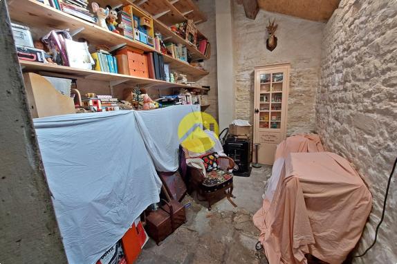 MAISON AVEC COUR et JARDIN