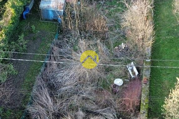 MAISON AVEC COUR et JARDIN