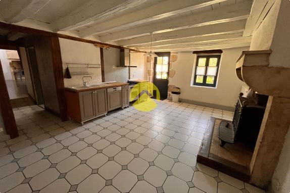 Longère 3 ch sur 2 793 m²