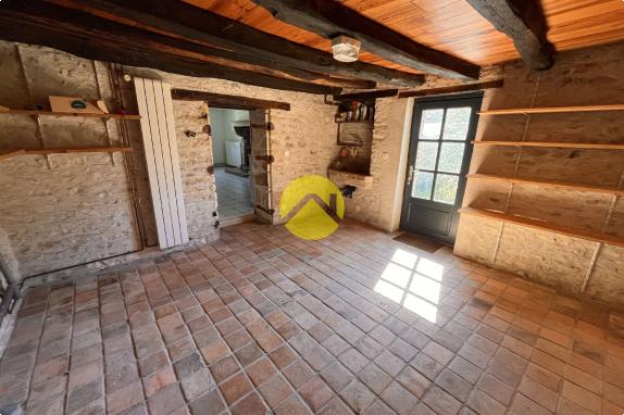 Longère 3 ch sur 2 793 m²