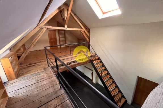 Longère 3 ch sur 2 793 m²