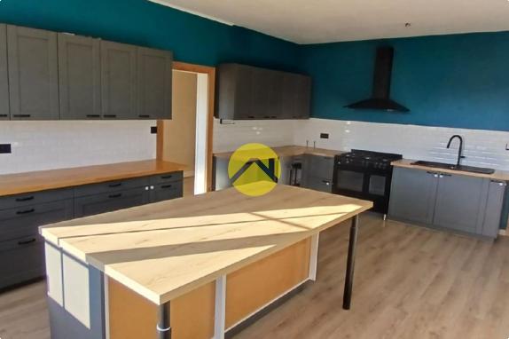 Propriété, Dépendances sur 1,5 Ha
