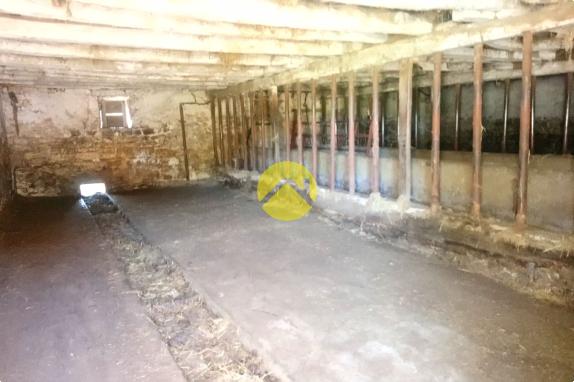 BELLE PROPRIETE SUR 9744 M²