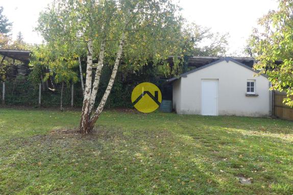  Joli pavillon avec dépendance