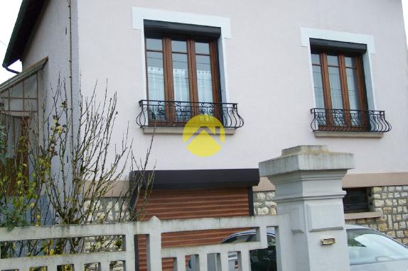 MAISON DE CARACTERE