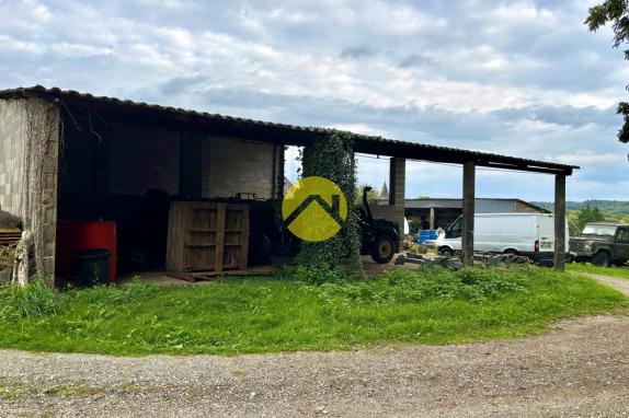 Longère, grange et séchoir à tabac 