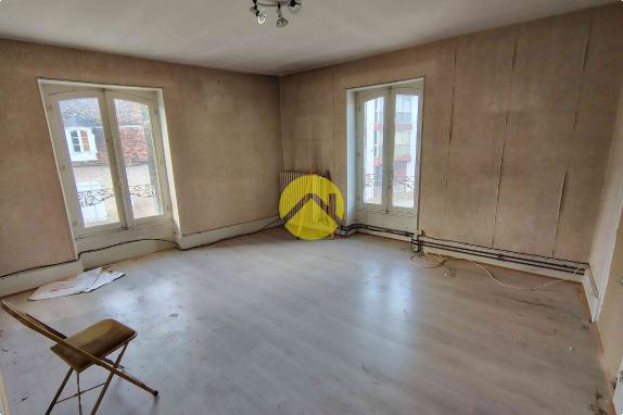 IMMEUBLE COMMERCE + HABITATION