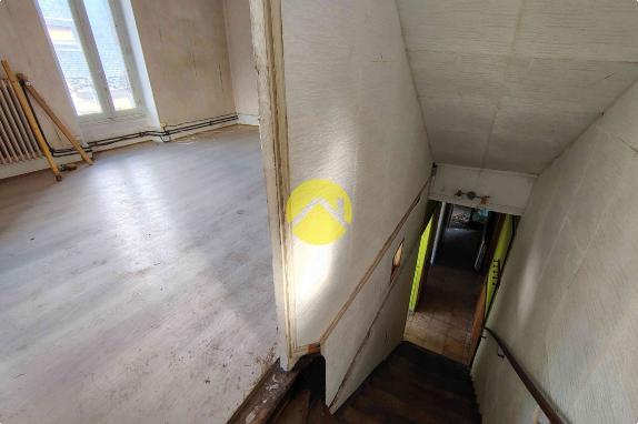 IMMEUBLE COMMERCE + HABITATION