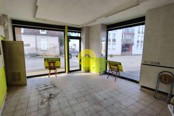 IMMEUBLE COMMERCE + HABITATION