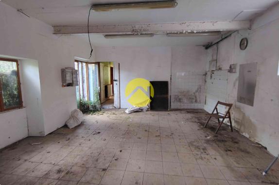 IMMEUBLE COMMERCE + HABITATION