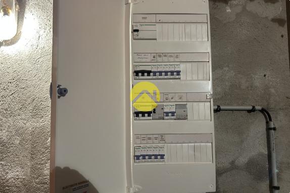 MAISON EN PIERRE SUPERBE VUE