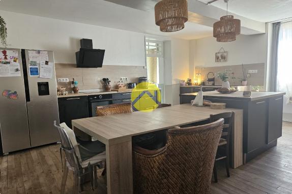 MAISON FAMILIALE RENOVEE