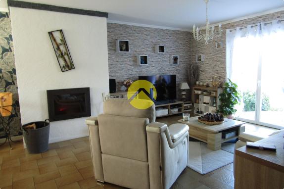 Maison lumineuse et bien entretenue