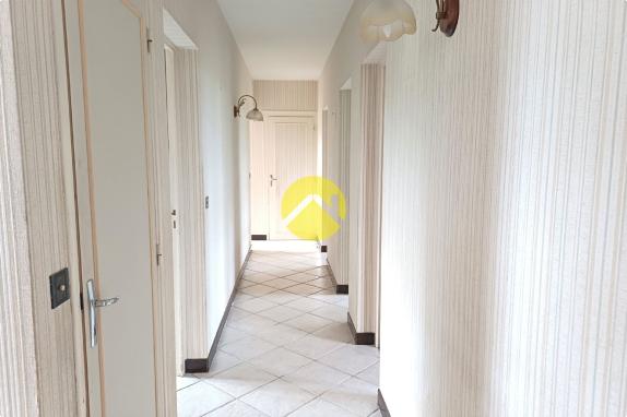 Maison 102 M2 + grand Garage/Bat