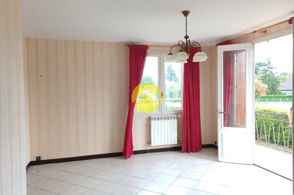 Maison 102 M2 + grand Garage/Bat