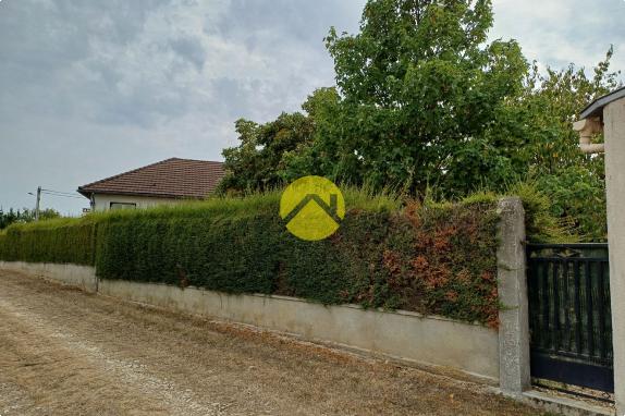 Maison 102 M2 + grand Garage/Bat