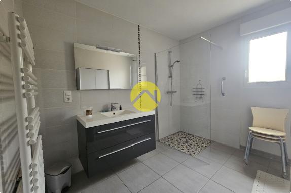  Maison récente de plain-pied 