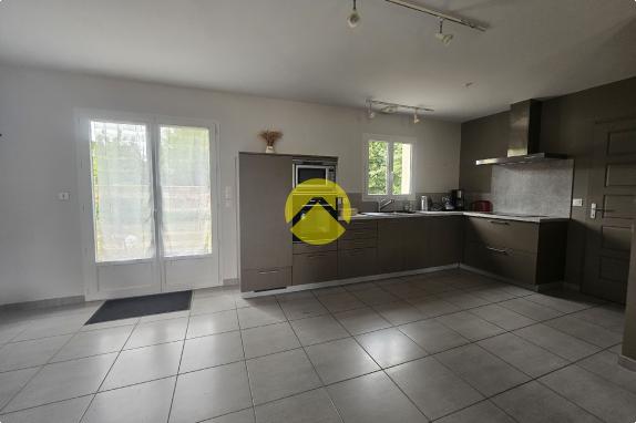  Maison récente de plain-pied 