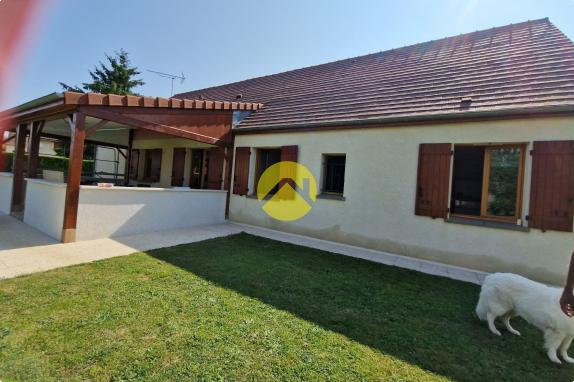 Maison / Pavillon La guerche sur l aubois, 5 pièces à vendre