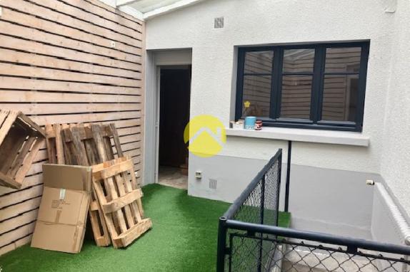 Maison avec local commercial 120 m²