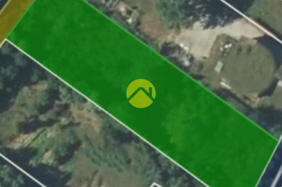 Terrain à bâtir + pré attenant