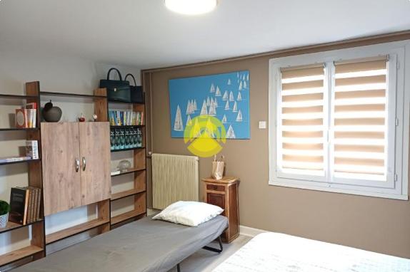 PAVILLON 4 CHAMBRES 155 M2