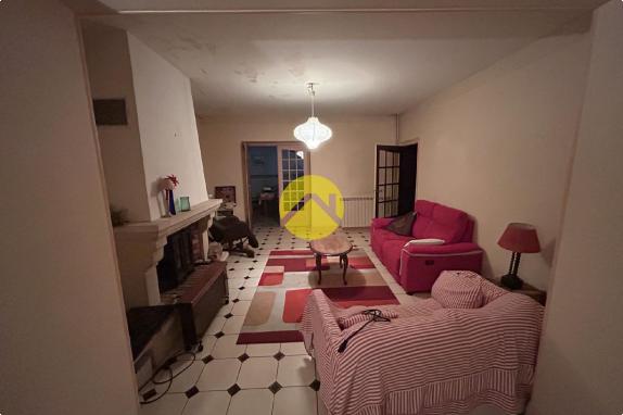 IMMEUBLE + GARAGE attenant