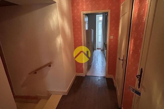 IMMEUBLE + GARAGE attenant