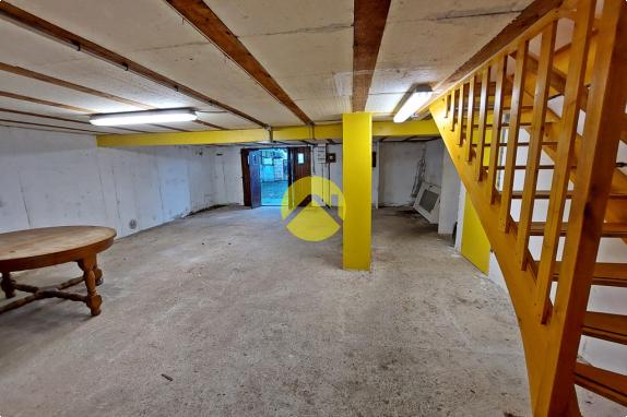 PAVILLON SUR SOUS-SOL + TERRAIN