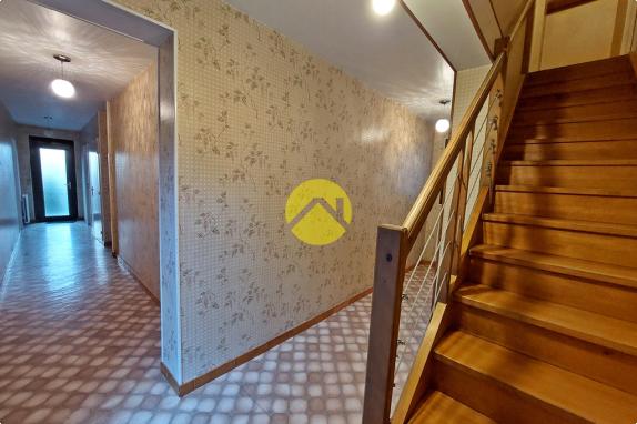 PAVILLON SUR SOUS-SOL + TERRAIN