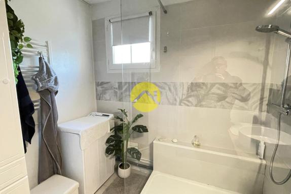 APPARTEMENT TRES LUMINEUX