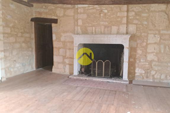 dans VILLAGE MEDIEVAL