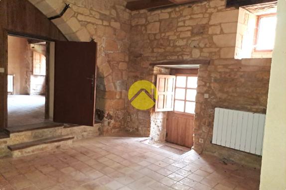 dans VILLAGE MEDIEVAL