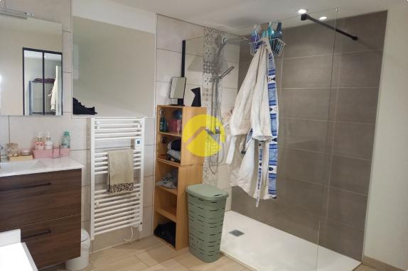 Corps de Ferme 10 mn Murat