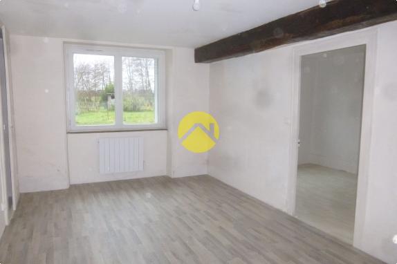 AU CALME D'UN HAMEAU