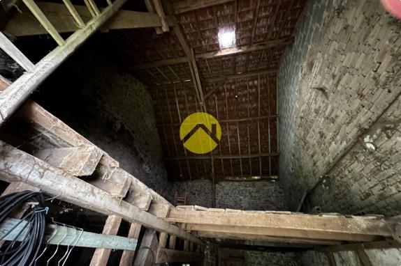 MAISON DE VILLAGE ET GRANGE